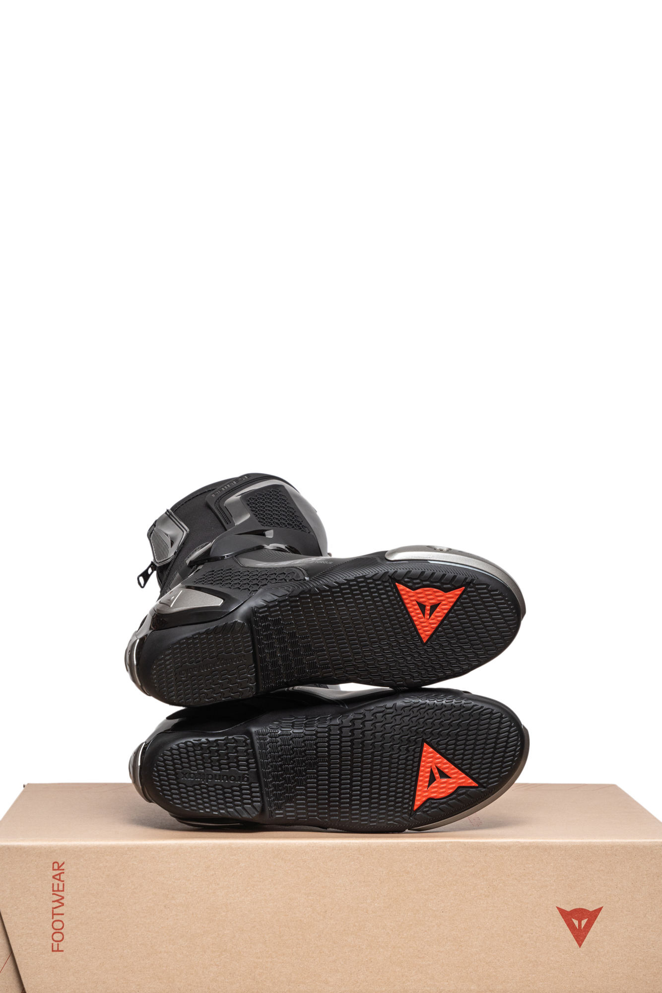 Dainese Torque 4 sportcsizma