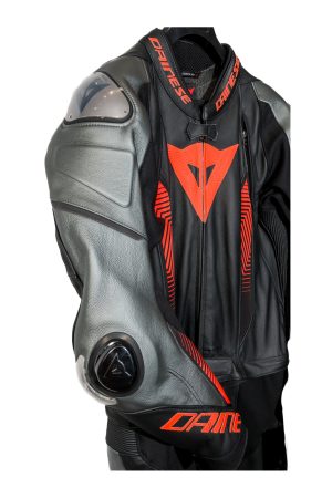 Dainese Laguna Seca 5 kétrészes bőrruha